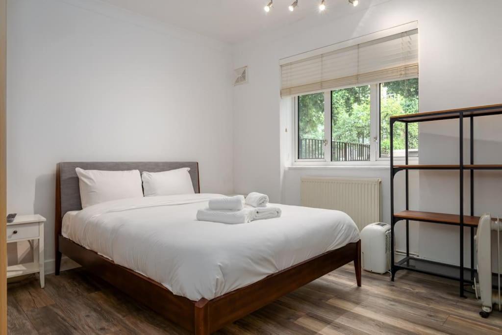 Stylish And Well Equipped Flat In Stockwell Apartment ลอนดอน ภายนอก รูปภาพ